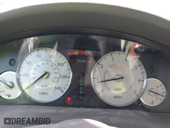 2008 Chrysler 300 Limited with VIN 2C3KA33G48H120184, listed as a IAAI auction lot 42624646 with 196,981 mi miles and . Bid and sale history available at DreamBid. Image 7.