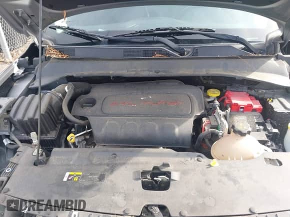 2020 Jeep Compass Latitude z VIN 3C4NJCBB3LT257860, wystawiony jako IAAI lot #41601408 z przebiegiem 72 364 mil mil oraz . Historia ofert i sprzedaży dostępna na DreamBid. Obrazek 10.