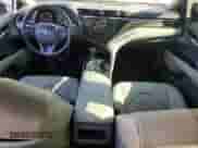 2019 Toyota Camry Hybrid LE с VIN 4T1B21HK0KU520835, выставлен на аукционе Copart как лот 71049445 с пробегом 77 893 миль миль и Списание • Salvage title. История ставок и продаж доступна на DreamBid. Изображение 8.