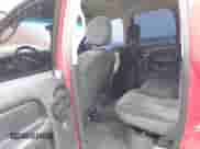 2002 Dodge 1500 z VIN 3B7HA18N42G110215, wystawiony jako IAAI lot #41125118 z przebiegiem 192 105 mil mil oraz . Historia ofert i sprzedaży dostępna na DreamBid. Obrazek 8.