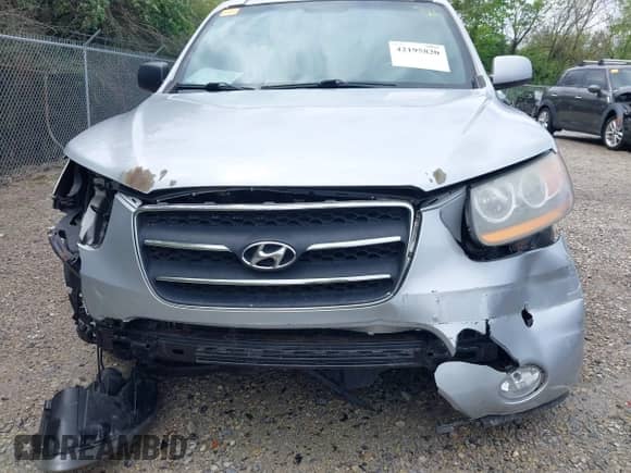 2009 Hyundai Santa Fe Limited с VIN 5NMSH73EX9H332526, выставлен на аукционе IAAI как лот 42195820 с пробегом 249 327 миль миль и . История ставок и продаж доступна на DreamBid. Изображение 18.