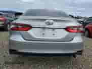 2022 Toyota Camry LE with VIN 4T1C11AK8NU051516, listed as a Copart auction lot 84958615 with 31,814 mi miles and Salvage title. Bid and sale history available at DreamBid. Image 6.