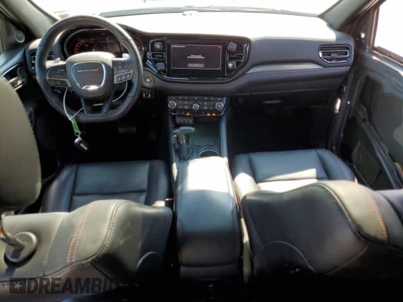 2024 Dodge Durango GT Plus z VIN 1C4RDJDG0RC140909, wystawiony jako Copart lot #67263255 z przebiegiem 8 769 mil mil oraz Szkoda całkowita • Salvage title. Historia ofert i sprzedaży dostępna na DreamBid. Obrazek 8.