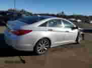 2012 Hyundai Sonata SE z VIN 5NPEC4AC5CH328230, wystawiony jako Copart lot #82292555 z przebiegiem 210 741 mil mil oraz Szkoda całkowita • Salvage title. Historia ofert i sprzedaży dostępna na DreamBid. Obrazek 3.