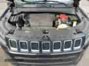 2020 Jeep Compass Latitude z VIN 3C4NJDBB4LT153870, wystawiony jako Copart lot #81761635 z przebiegiem Nie podano mil oraz Szkoda całkowita • Salvage title. Historia ofert i sprzedaży dostępna na DreamBid. Obrazek 12.