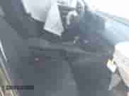 2025 Honda HR-V LX z VIN 3CZRZ2H35SM709640, wystawiony jako IAAI lot #41251423 z przebiegiem 201 mil mil oraz . Historia ofert i sprzedaży dostępna na DreamBid. Obrazek 5.