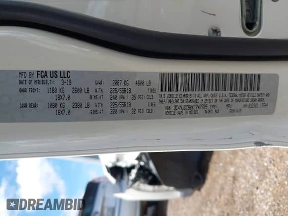 2019 Jeep Compass Limited with VIN 3C4NJDCB0KT747725, listed as a IAAI auction lot 43251726 with 97,576 mi miles and . Bid and sale history available at DreamBid. Image 9.
