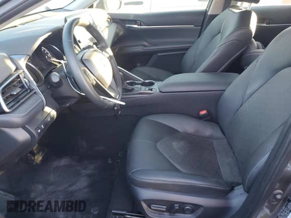 2023 Toyota Camry Hybrid XSE с VIN 4T1K31AK5PU056309, выставлен на аукционе Copart как лот 70047455 с пробегом 31 242 миль миль и Списание • Salvage title. История ставок и продаж доступна на DreamBid. Изображение 7.