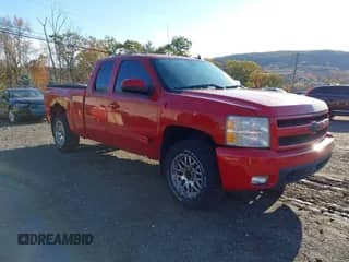 2008 Chevrolet Silverado 1500 2LT с VIN 2GCEK19J881115592, выставлен на аукционе IAAI как лот 43531469 с пробегом 134 836 миль миль и . История ставок и продаж доступна на DreamBid. Изображение 1.