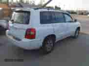 2004 Toyota Highlander with VIN JTEDP21A740012468, listed as a IAAI auction lot 43279731 with 240,809 mi miles and . Bid and sale history available at DreamBid. Image 4.