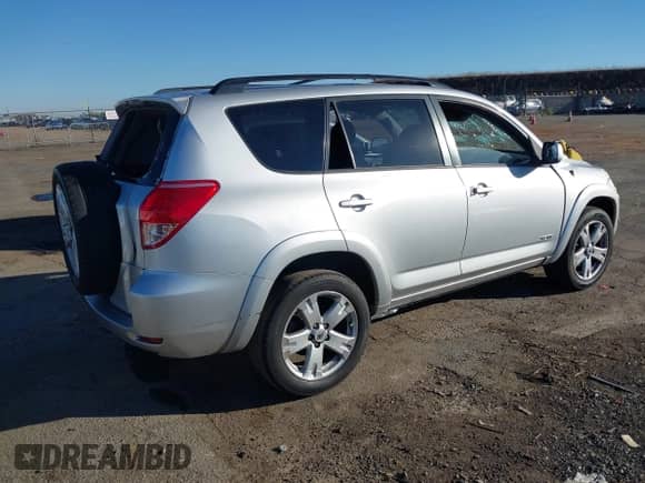 2007 Toyota RAV4 Sport with VIN JTMZK32V176003962, listed as a IAAI auction lot 43388761 with 148,725 mi miles and . Bid and sale history available at DreamBid. Image 4.