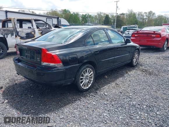 2008 Volvo S60 2.5T с VIN YV1RH592382686756, выставлен на аукционе IAAI как лот 42129235 с пробегом 165 704 миль миль и . История ставок и продаж доступна на DreamBid. Изображение 4.