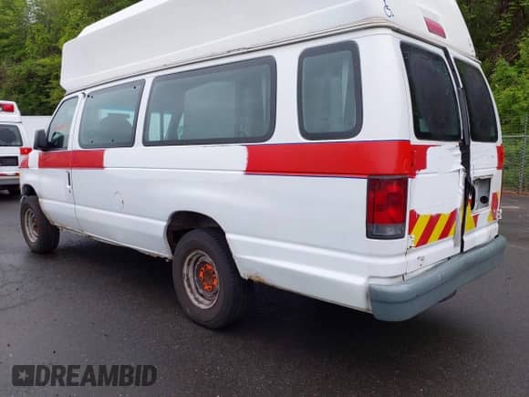 2005 Ford Econoline Cargo with VIN 1FTNS24W45HA25714, listed as a IAAI auction lot 42434486 with 298,437 mi miles and . Bid and sale history available at DreamBid. Image 3.