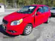 2009 Chevrolet Aveo 1LT z VIN KL1TD66E69B651519, wystawiony jako IAAI lot #43406543 z przebiegiem 68 778 mil mil oraz . Historia ofert i sprzedaży dostępna na DreamBid. Obrazek 2.