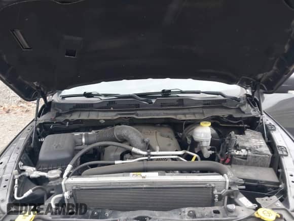 2018 Ram 1500 Rebel z VIN 1C6RR7YT2JS134820, wystawiony jako IAAI lot #40931182 z przebiegiem 56 427 mil mil oraz . Historia ofert i sprzedaży dostępna na DreamBid. Obrazek 10.