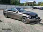 2019 BMW 5 Series 540i xDrive z VIN WBAJE7C52KG893057, wystawiony jako Copart lot #66627675 z przebiegiem Nie podano mil oraz Szkoda całkowita • Salvage title. Historia ofert i sprzedaży dostępna na DreamBid. Obrazek 4.