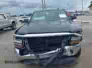 2019 Chevrolet Silverado 1500 LT z VIN 2GCRCPEC9K1156071, wystawiony jako IAAI lot #43142370 z przebiegiem 56 636 mil mil oraz . Historia ofert i sprzedaży dostępna na DreamBid. Obrazek 13.