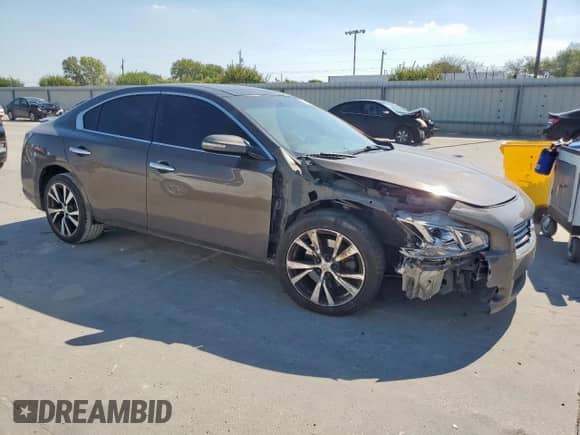 2013 Nissan Maxima SV z VIN 1N4AA5AP8DC844906, wystawiony jako Copart lot #82491755 z przebiegiem 156 815 mil mil oraz Szkoda całkowita • Salvage title. Historia ofert i sprzedaży dostępna na DreamBid. Obrazek 4.