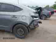 2019 Hyundai Elantra SE с VIN KMHD74LF2KU811441, выставлен на аукционе IAAI как лот 42362585 с пробегом 136 043 миль миль и . История ставок и продаж доступна на DreamBid. Изображение 6.