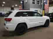2018 Jeep Grand Cherokee Upland с VIN 1C4RJFAGXJC501190, выставлен на аукционе Copart как лот 82526205 с пробегом 73 639 миль миль и Списание • Salvage title. История ставок и продаж доступна на DreamBid. Изображение 3.