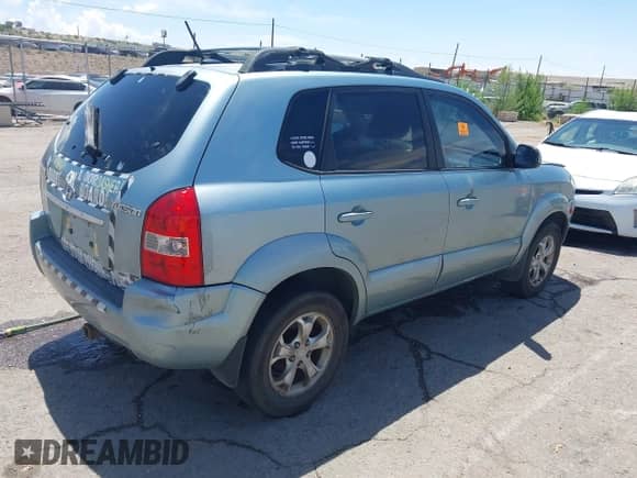 2009 Hyundai Tucson с VIN KM8JN12B09U981166, выставлен на аукционе IAAI как лот 42793716 с пробегом 228 301 миль миль и . История ставок и продаж доступна на DreamBid. Изображение 4.