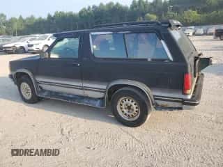 1993 Chevrolet Blazer LS с VIN 1GNCT18W9P0129018, выставлен на аукционе Copart как лот 69456244 с пробегом 93 296 миль миль и Чистый • Clean title. История ставок и продаж доступна на DreamBid. Изображение 2.