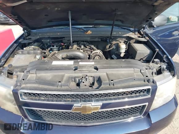 2007 Chevrolet Tahoe LT с VIN 1GNFC13J97J100573, выставлен на аукционе IAAI как лот 42450311 с пробегом 234 099 миль миль и . История ставок и продаж доступна на DreamBid. Изображение 10.