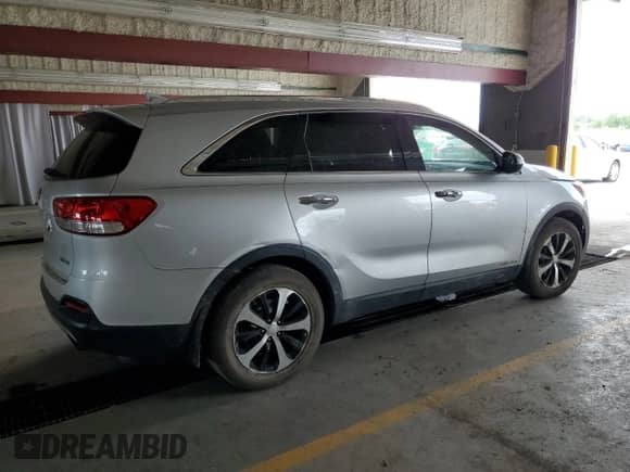 2016 Kia Sorento EX with VIN 5XYPHDA59GG177188, listed as a Copart auction lot 65080695 with 105,316 mi miles and Salvage title. Bid and sale history available at DreamBid. Image 3.