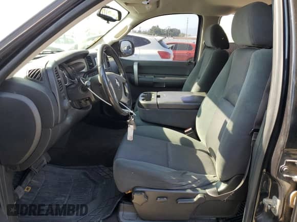 2009 GMC Sierra 1500 with VIN 2GTEC230691130743, listed as a Copart auction lot 60643155 with 140,455 mi miles and Salvage title. Bid and sale history available at DreamBid. Image 7.