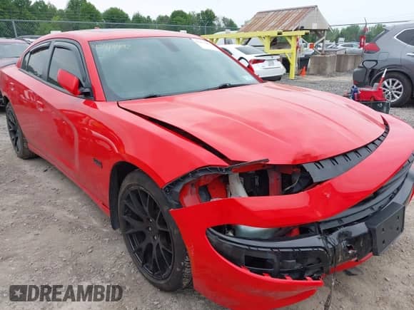 2015 Dodge Charger RT z VIN 2C3CDXCT0FH735456, wystawiony jako IAAI lot #42413492 z przebiegiem 88 503 mil mil oraz . Historia ofert i sprzedaży dostępna na DreamBid. Obrazek 6.