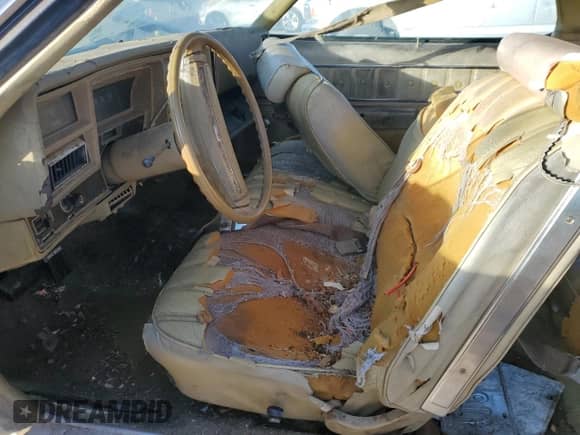 1975 Chevrolet Malibu с VIN 1D37H5R515131, выставлен на аукционе Copart как лот 83955314 с пробегом 82 393 миль миль и Чистый • Clean title. История ставок и продаж доступна на DreamBid. Изображение 7.