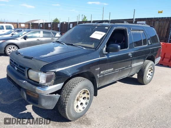 1998 Nissan Pathfinder XE with VIN JN8AR05Y6WW239698, listed as a IAAI auction lot 42651496 with 255,349 mi miles and . Bid and sale history available at DreamBid. Image 2.