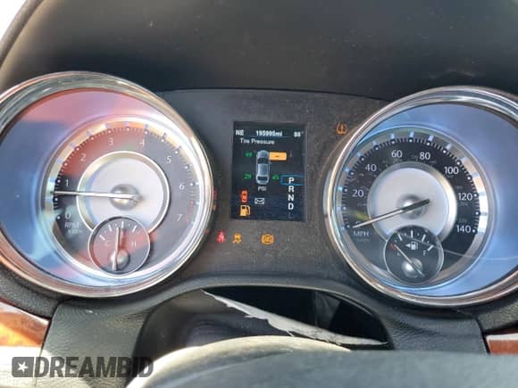 2014 Chrysler 300 с VIN 2C3CCAAG0EH159758, выставлен на аукционе Copart как лот 65694235 с пробегом 195 995 миль миль и Списание • Salvage title. История ставок и продаж доступна на DreamBid. Изображение 9.