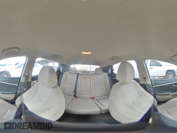 2014 Hyundai Elantra z VIN KMHD35LH1EU165624, wystawiony jako Copart lot #85525465 z przebiegiem 149 809 mil mil oraz Szkoda całkowita • Salvage title. Historia ofert i sprzedaży dostępna na DreamBid. Obrazek 15.