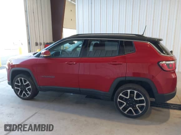 2018 Jeep Compass Limited z VIN 3C4NJDCB2JT146797, wystawiony jako IAAI lot #43444706 z przebiegiem 40 000 mil mil oraz . Historia ofert i sprzedaży dostępna na DreamBid. Obrazek 14.
