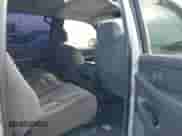 2005 Chevrolet Silverado 1500 LS z VIN 2GCEC13T751140812, wystawiony jako IAAI lot #43263673 z przebiegiem 306 425 mil mil oraz . Historia ofert i sprzedaży dostępna na DreamBid. Obrazek 8.