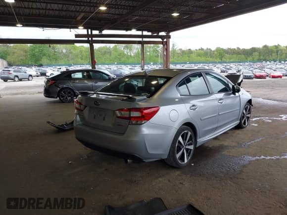 2019 Subaru Impreza Special Sports с VIN 4S3GKAJ60K3603050, выставлен на аукционе IAAI как лот 42252101 с пробегом 118 415 миль миль и . История ставок и продаж доступна на DreamBid. Изображение 4.