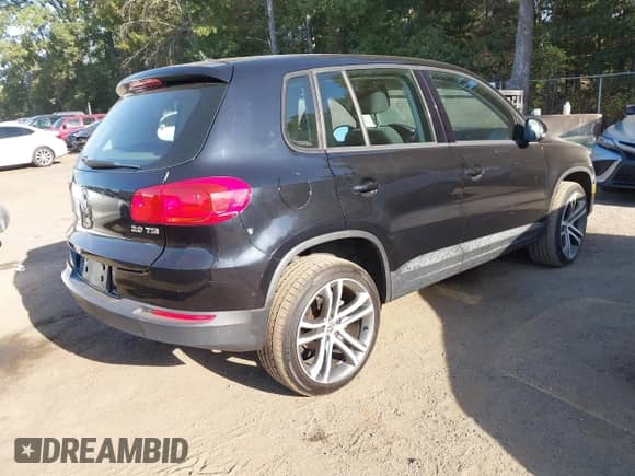 2013 Volkswagen Tiguan S с VIN WVGAV3AX3DW571306, выставлен на аукционе IAAI как лот 43367233 с пробегом 59 633 миль миль и . История ставок и продаж доступна на DreamBid. Изображение 4.