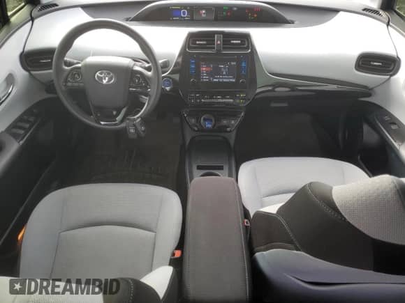 2019 Toyota Prius LE с VIN JTDL9RFU5K3008890, выставлен на аукционе Copart как лот 85339975 с пробегом 48 930 миль миль и Списание • Salvage title. История ставок и продаж доступна на DreamBid. Изображение 8.
