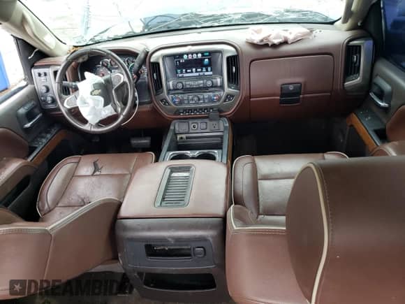 2016 Chevrolet Silverado 3500HD High Country with VIN 1GC4K1E84GF218580, listed as a Copart auction lot 42449825 with 174,476 mi miles and Salvage title. Bid and sale history available at DreamBid. Image 8.