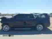 2023 Chevrolet Suburban LS z VIN 1GNSKBKD3PR198309, wystawiony jako IAAI lot #42504153 z przebiegiem Nie podano mil oraz . Historia ofert i sprzedaży dostępna na DreamBid. Obrazek 13.