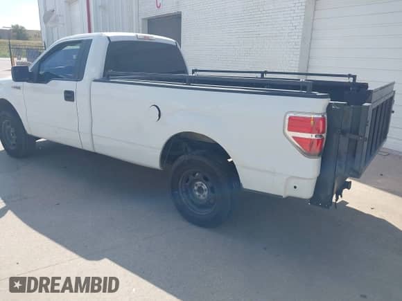2013 Ford F-150 XL with VIN 1FTNF1CF3DKE07122, listed as a IAAI auction lot 43481689 with 259,721 mi miles and . Bid and sale history available at DreamBid. Image 3.