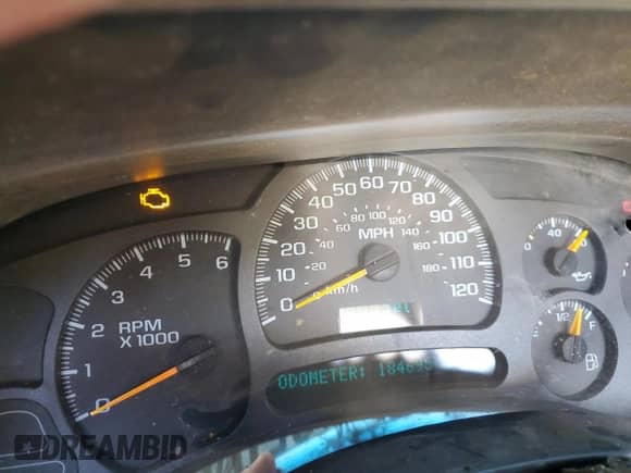 2005 Chevrolet Silverado 1500 z VIN 1GCEC14T85Z121465, wystawiony jako Copart lot #81165044 z przebiegiem 184 695 mil mil oraz Szkoda całkowita • Salvage title. Historia ofert i sprzedaży dostępna na DreamBid. Obrazek 9.