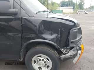 2012 Chevrolet Express Passenger 1LS z VIN 1GAWGPFA6C1202475, wystawiony jako IAAI lot #43298806 z przebiegiem 208 253 mil mil oraz . Historia ofert i sprzedaży dostępna na DreamBid. Obrazek 6.
