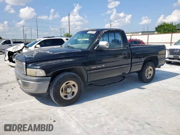 1995 Dodge 1500 with VIN 1B7HC16Y4SS264049, listed as a Copart auction lot 61224055 with 241,188 mi miles and Clean title. Bid and sale history available at DreamBid. Image 1.