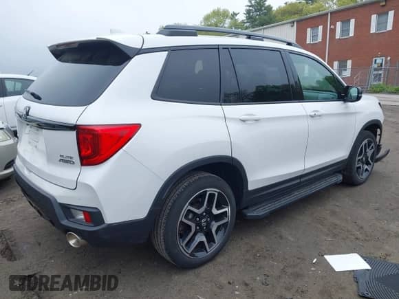 2023 Honda Passport Elite z VIN 5FNYF8H00PB022743, wystawiony jako IAAI lot #42192958 z przebiegiem 25 165 mil mil oraz . Historia ofert i sprzedaży dostępna na DreamBid. Obrazek 4.
