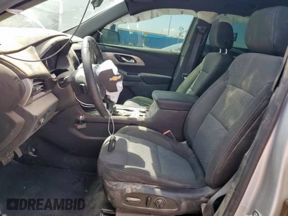 2022 Chevrolet Traverse LT Cloth с VIN 1GNEVGKW2NJ102202, выставлен на аукционе Copart как лот 68548005 с пробегом Не указан миль и Списание • Salvage title. История ставок и продаж доступна на DreamBid. Изображение 7.