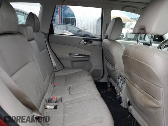 2013 Subaru Forester X Limited z VIN JF2SHAEC9DH437420, wystawiony jako Copart lot #70889135 z przebiegiem 136 536 mil mil oraz Szkoda całkowita • Salvage title. Historia ofert i sprzedaży dostępna na DreamBid. Obrazek 11.