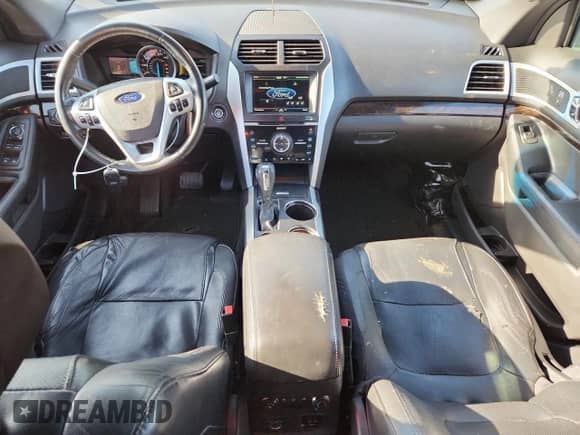 2011 Ford Explorer Limited z VIN 1FMHK7F88BGA32509, wystawiony jako Copart lot #81597635 z przebiegiem 138 240 mil mil oraz Szkoda całkowita • Salvage title. Historia ofert i sprzedaży dostępna na DreamBid. Obrazek 8.