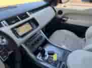 2017 Land Rover Range Rover Sport Autobiography z VIN SALWV2FE3HA142612, wystawiony jako Copart lot #85688165 z przebiegiem 151 760 mil mil oraz Czysty tytuł • Clean title. Historia ofert i sprzedaży dostępna na DreamBid. Obrazek 11.